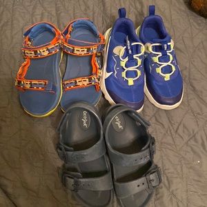 Toddler shoes size 9